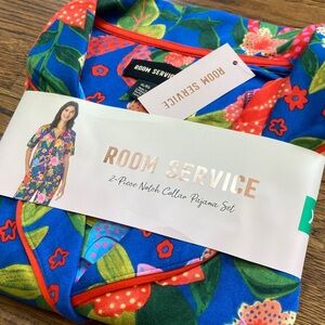 NWT Room Service Women’s Spring/Summer Floral Pajama Set XLarge